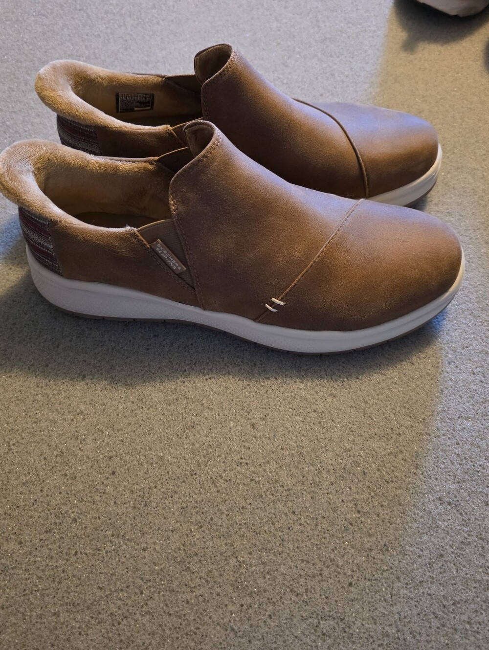 Women's Skecher Slip -In